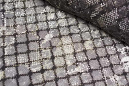 TKANINA SZYFON DARK OLIVE SNAKE PATTERN