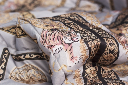 TKANINA PIKOWANA TIGER GREY