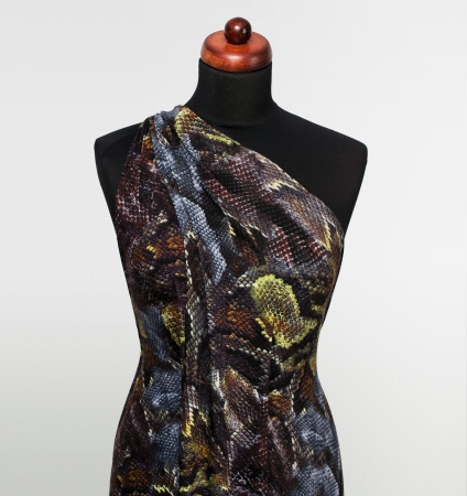 DZIANINA WISKOZOWA SNAKE PATTERN