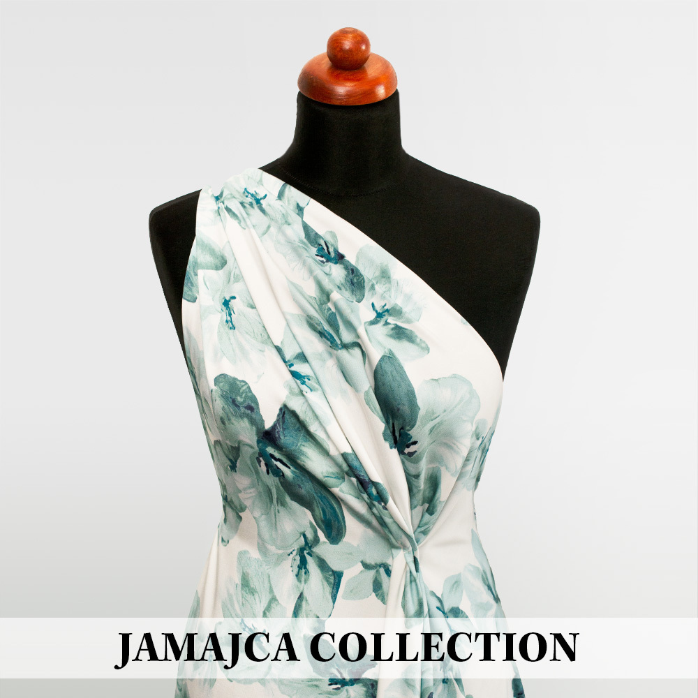 Tkanina z 100% wiskozy to lekki, miękki materiał, który pięknie układa się na sylwetce, tworząc naturalne fałdy i swobodny ruch.