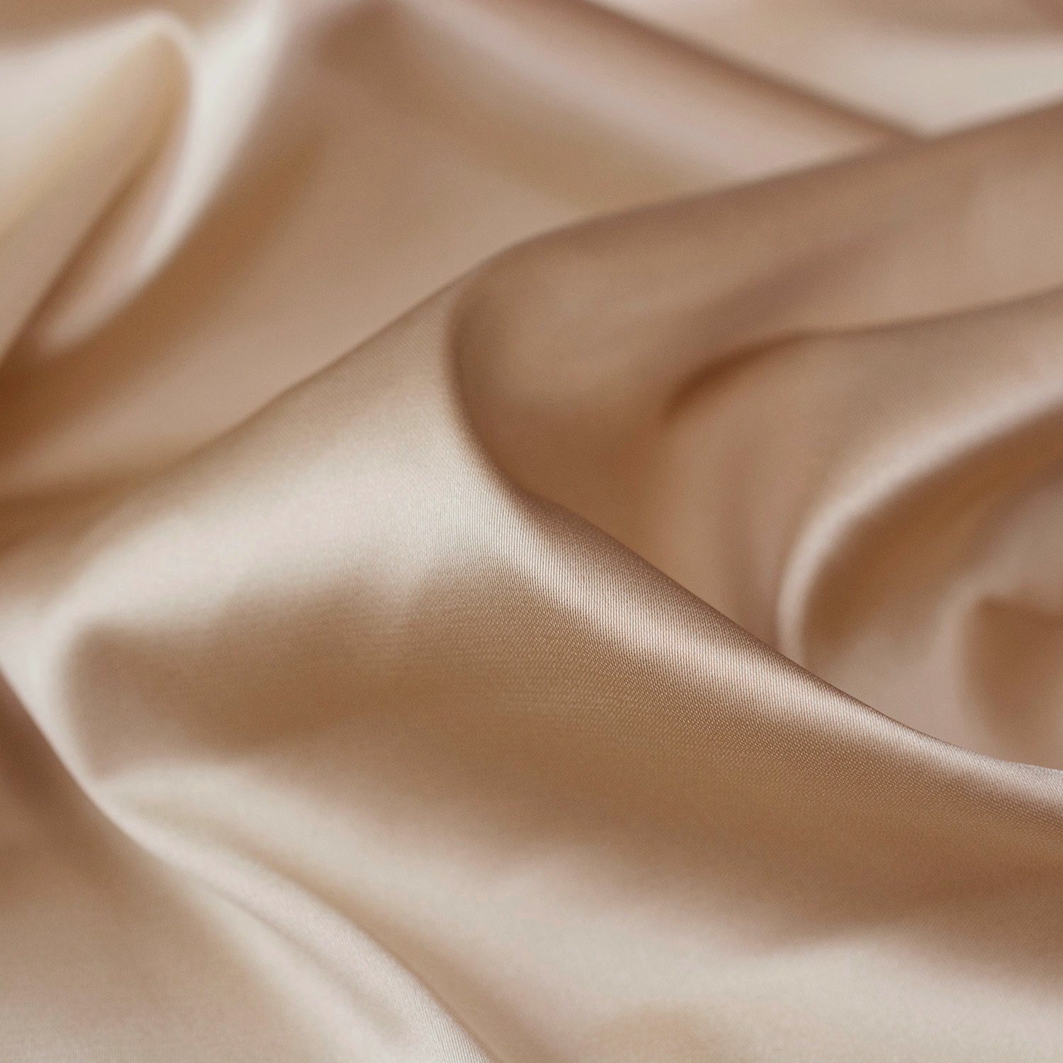 Doskonałej jakości tkanina satynowa, świetnie nadaje się na szykowne sukienki oraz eleganckie koszule.