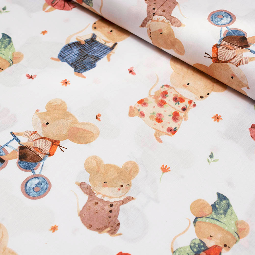 Tkanina bawełniana o splocie płóciennym, wyprodukowana w Polsce.