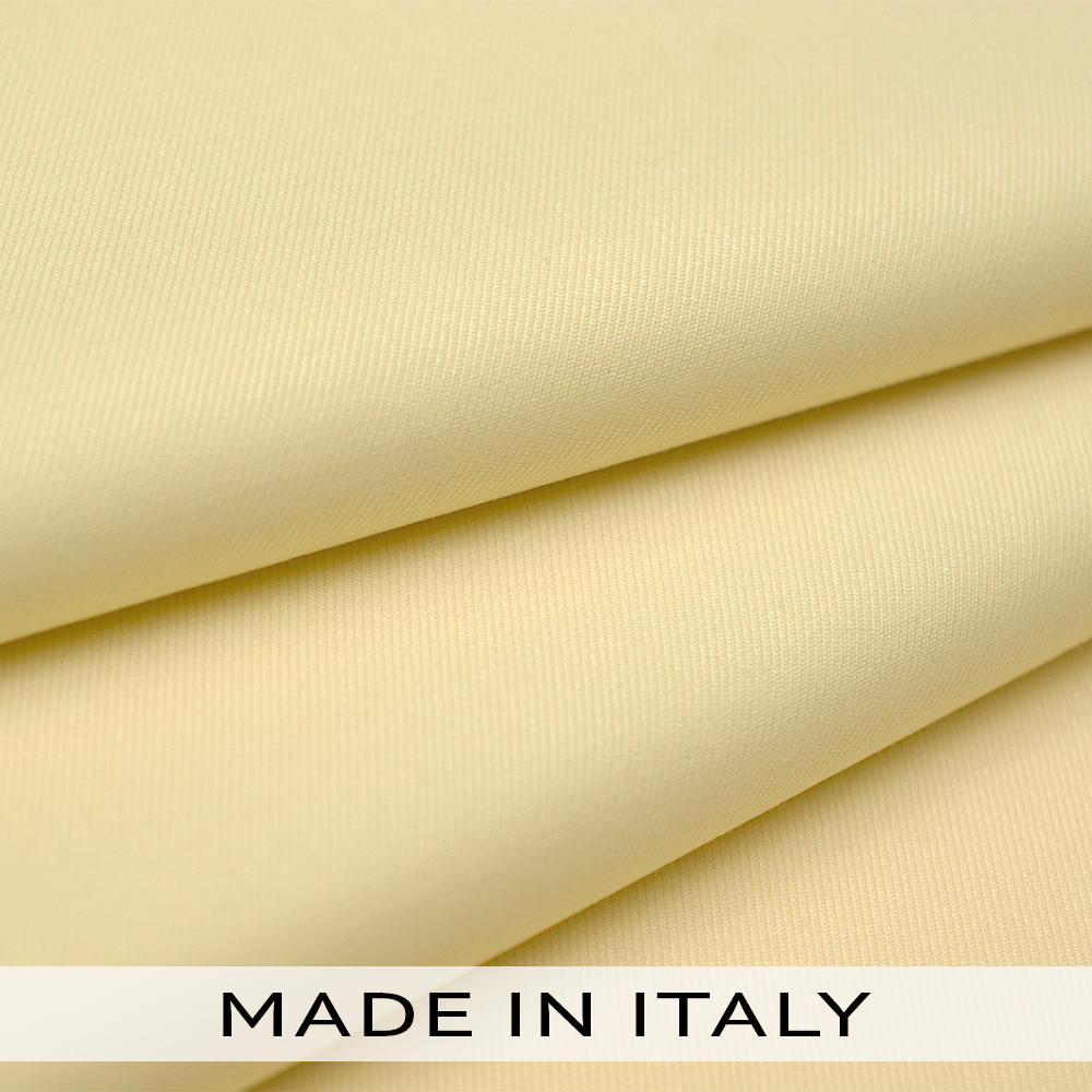 Tkanina PRADA - włoska tkanina, bardzo dobrej jakości, mocna trwała, a do tego miękka i bardzo przyjemna w dotyku.