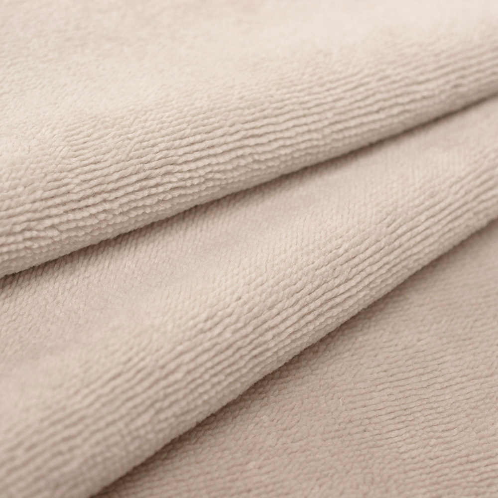 Tkanina Frotte wykonana z mieszanki włókien bawełnianych oraz bambusowych.