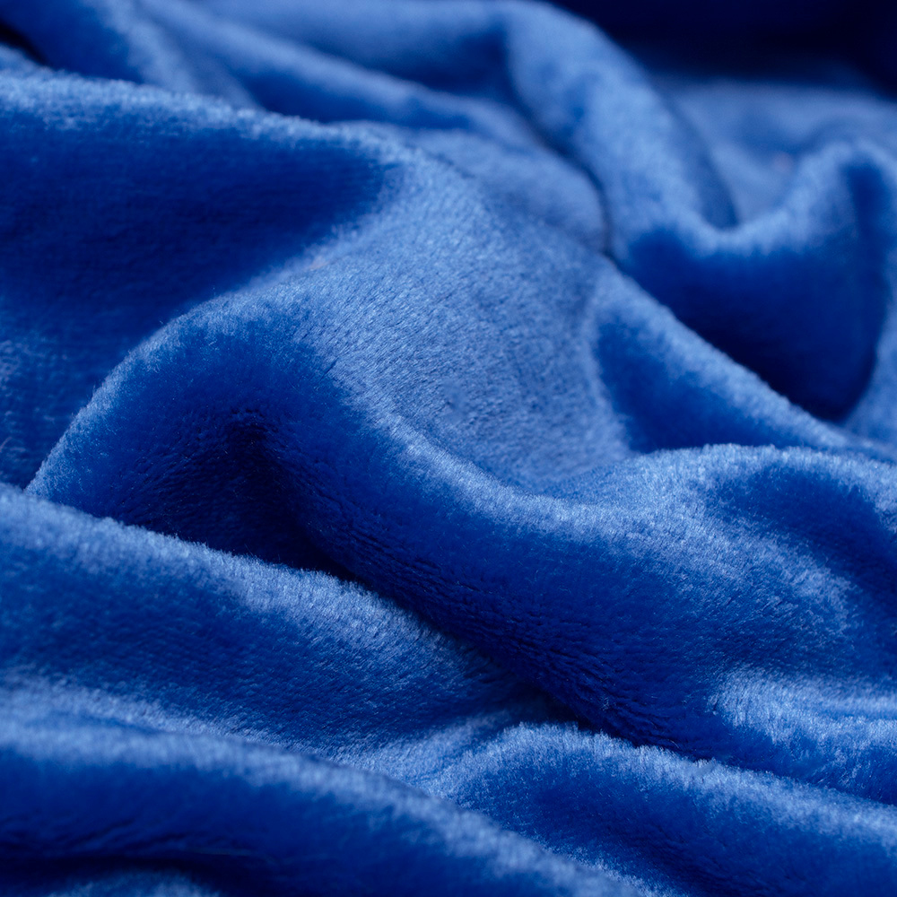 Minky Polar – dwustronna dzianina z krótkim włosem, niezwykle przyjemna i miękka w dotyku.