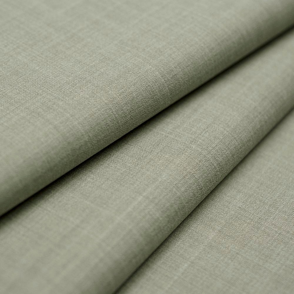 Elegancka tkanina o bardzo wysokiej jakości, która łączy miękkość, przewiewność i subtelny komfort.