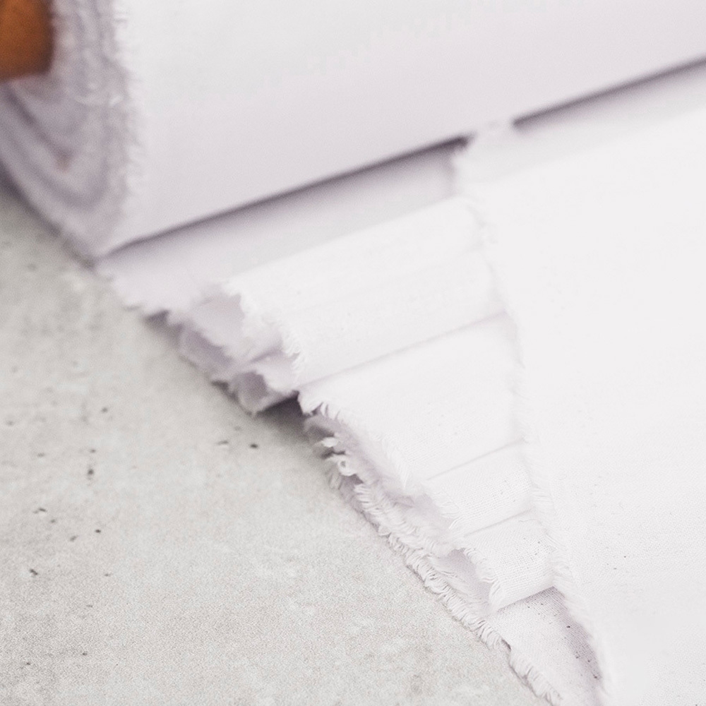 Bawełniana tkanina płócienna z warstwą klejącą z jednej strony.