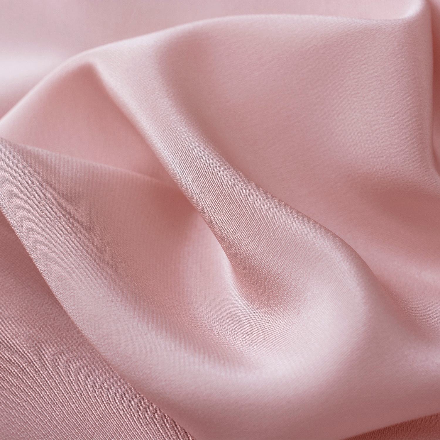 Krepa Jedwabna, wykonana w 100% z włókien jedwabiu.