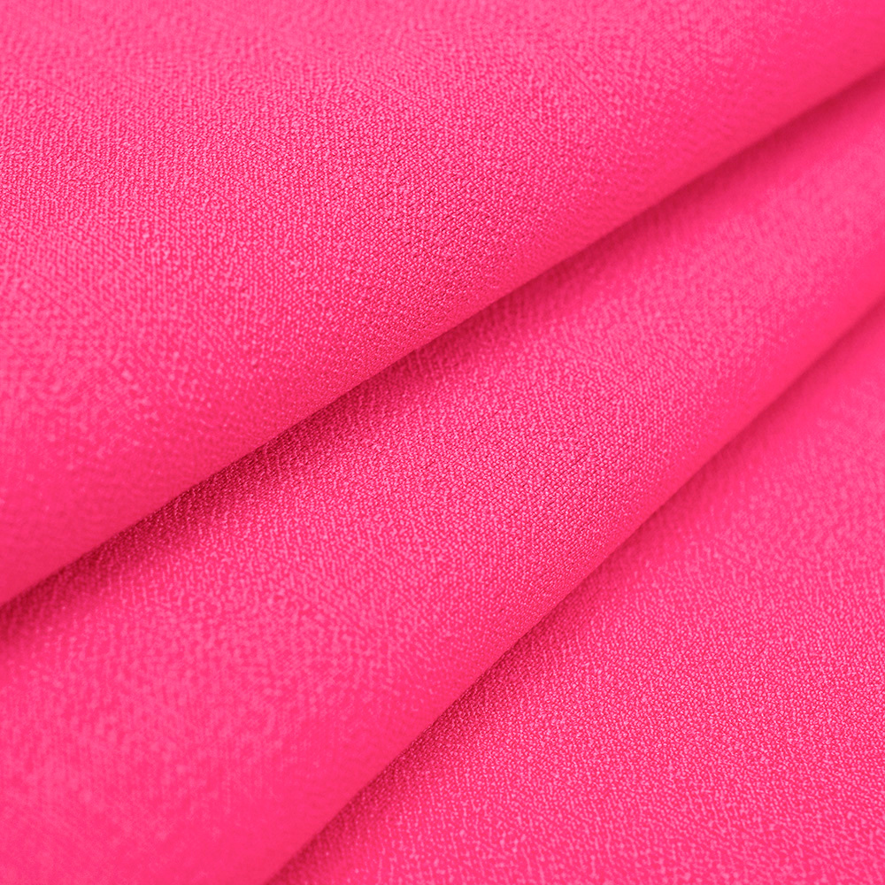 Wiskoza Salma – wysokogatunkowa tkanina wiskozowa, której głównym atutem jest delikatna faktura nawiązująca do splotu lnianego.