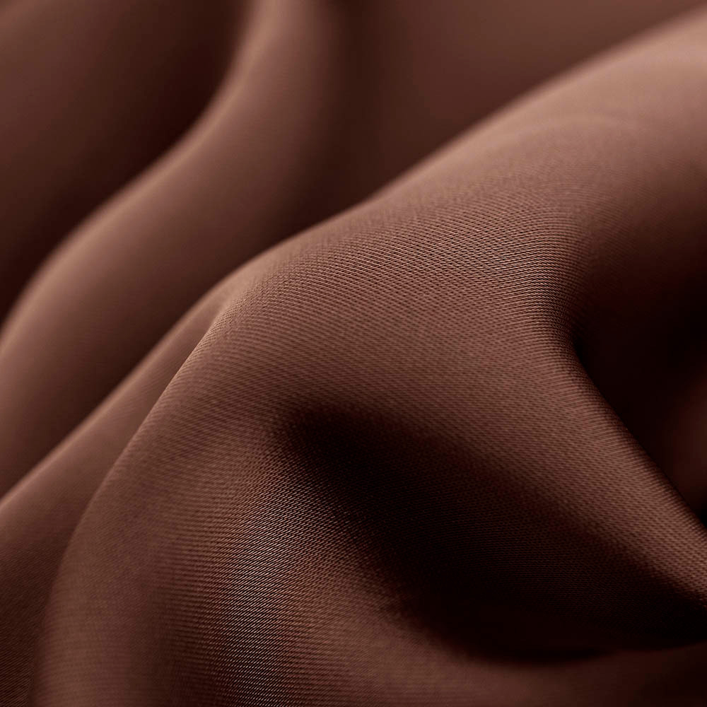 Satyna Madagaskar SOFT&nbsp;– cieńsza wersja satyny Madagaskar, bardzo szykownej i eleganckiej tkaniny.