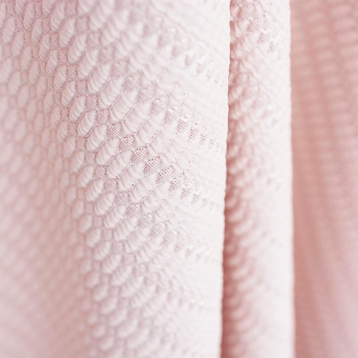 Dziania żakardowa, doskonale nadaje się na spódnice, sukienki, marynarki czy żakiety.