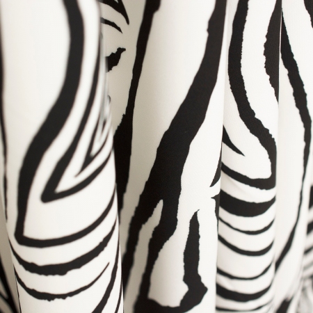TKANINA KARELIA BIAŁA ZEBRA W CZARNE PASKI