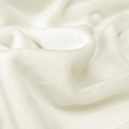 Minky Polar – dwustronna dzianina z krótkim włosem, niezwykle przyjemna i miękka w dotyku.