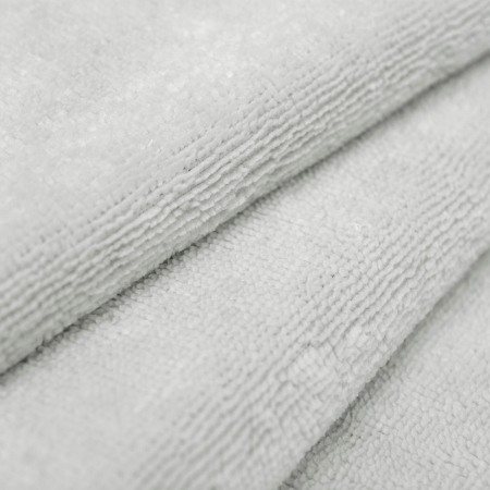 Tkanina Frotte wykonana z mieszanki włókien bawełnianych oraz bambusowych.