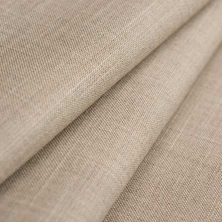 Elegancka wiskozowa tkanina garniturowa o wysokiej jakości, wyróżniająca się naturalną miękkością, przewiewnością i delikatnym chłodem charakterystycznym dla włókien celulozowych.