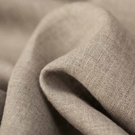 Doskonałej jakości tkanina wykonana w 100% z naturalnych włókien lnu.