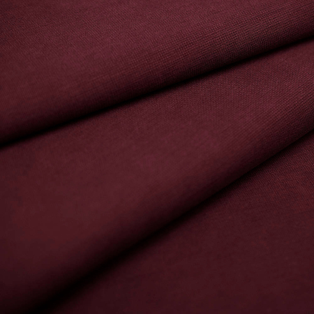 Dzianina Arizona to wysokiej jakości materiał o gęstym splocie, który zapewnia trwałość i estetyczny wygląd.