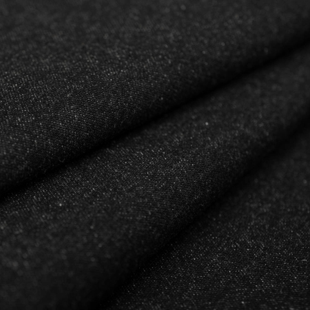Jeans Davis, bardzo modna w tym sezonie tkanina wykonana z naturalnych włókien bawełny z domieszką włókna elastycznego.