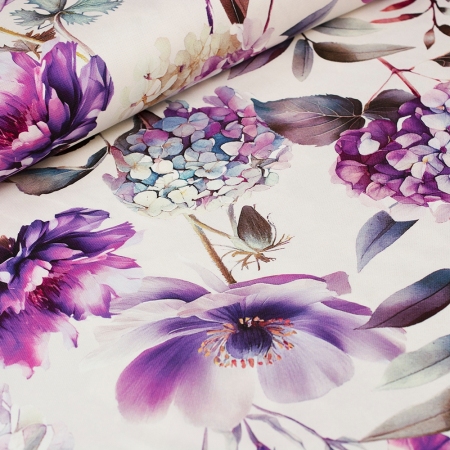 Wzorzysta tkanina dekoracyjna typu Milas, w pięknym kwiecistym wzorze.