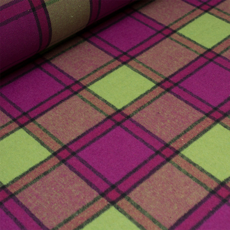 Elegancka tkanina wykonana z połączenia włókien naturalnych z włóknami syntetycznymi.