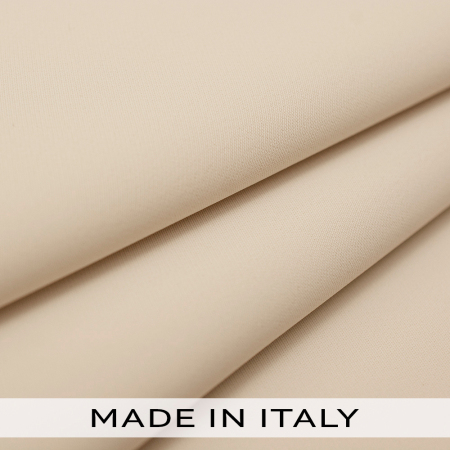 Tkanina Valentino to elegancki materiał premium o szlachetnej, dopracowanej strukturze i gęstym, żorżetowym splocie.