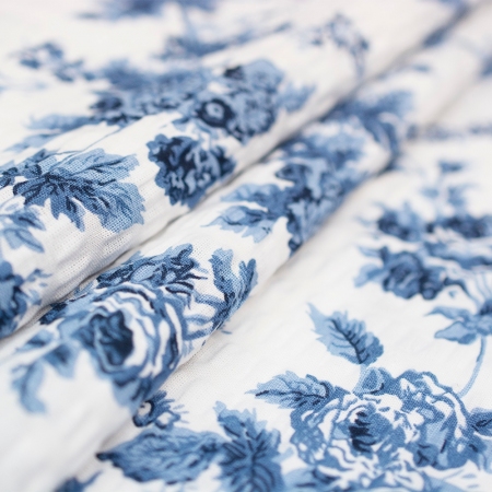 Bawełniana tkanina pościelowa kora, wykonana w 100% z włókien naturalnych.