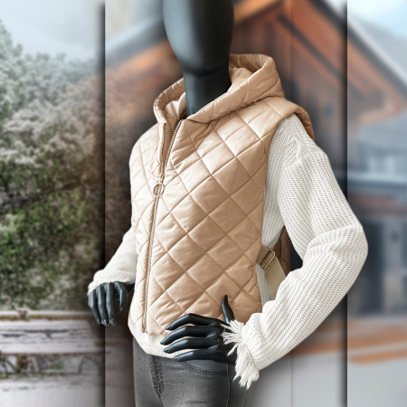 Bardzo modna w tym sezonie tkanina pikowana o delikatnym, satynowym połysku.