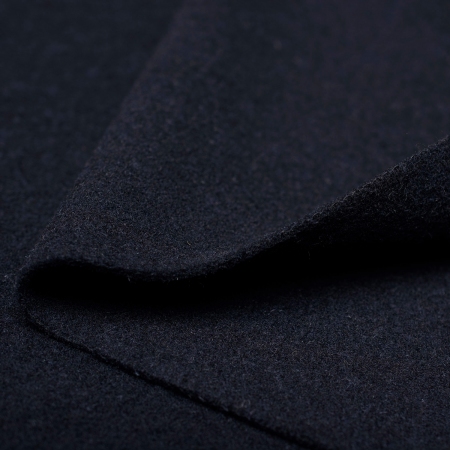 Flausz to idealna tkanina na jesienno-zimową odzież wierzchnią.