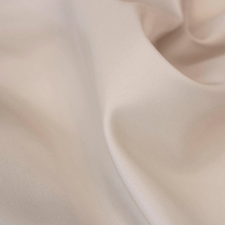 Podszewkowa tkanina wykonana z włókien wiskozy, z dodatkiem lycry.