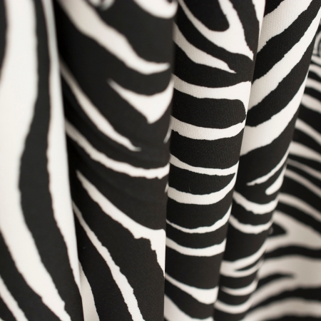 TKANINA KARELIA CZARNA ZEBRA W BIAŁE PASKI