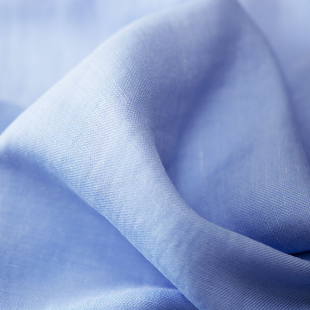 Len Sahara to naturalna tkanina wykonana z połączonych ze sobą włókien lnu oraz wiskozy.