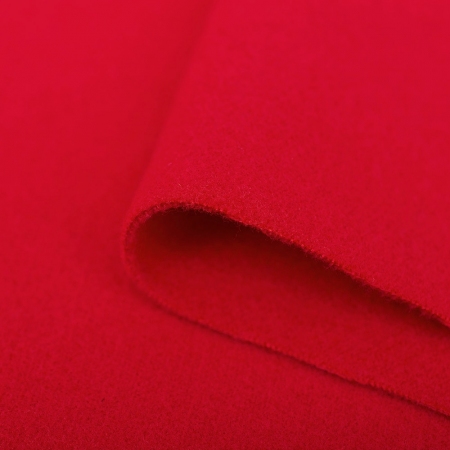 Flausz wiskozowy to idealna tkanina na jesienno-zimową odzież wierzchnią.
