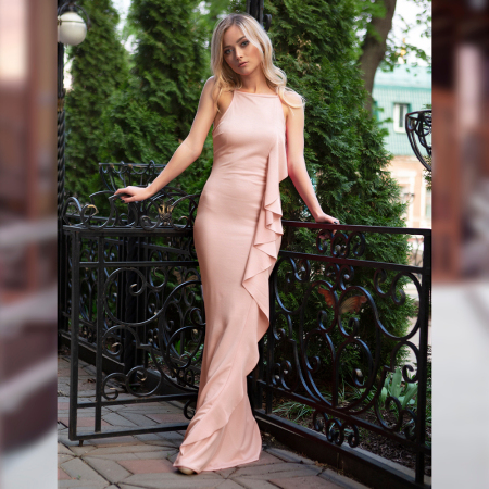 Tkanina Elizabeth to propozycja premium, która zachwyca elegancją i dopracowaną, szlachetną strukturą.