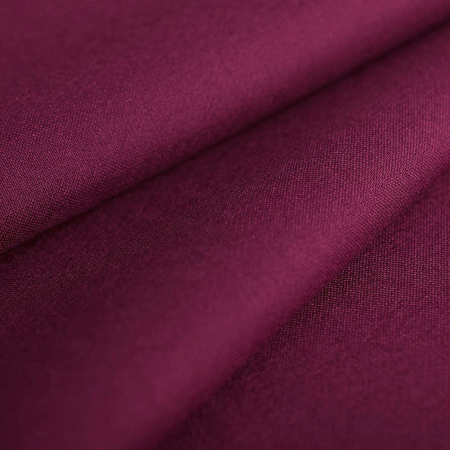 Wysokiej klasy tkanina ubraniowa Jaguar wykonana z najlepszej jakości włókien.