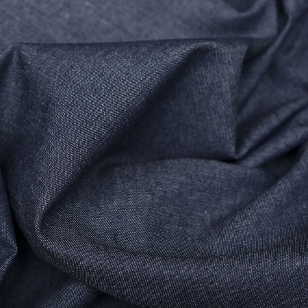 Jeansowa tkanina COTTON DENIM - cienka, lekka, oddychająca, naturalna tkanina o bardzo przyjemnym chwycie.