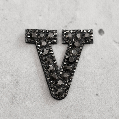 Aplikacja o wymiarach: 4,8 cm x 5,2 cm.