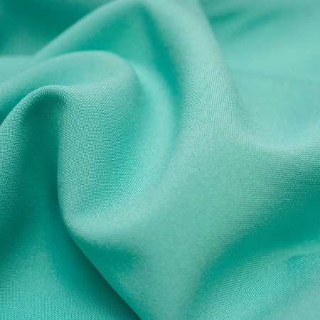 Panama Stretch to syntetyczna tkanina stosowana zarówno w konfekcji odzieżowej jak i przy różnego rodzaju dekoracjach.