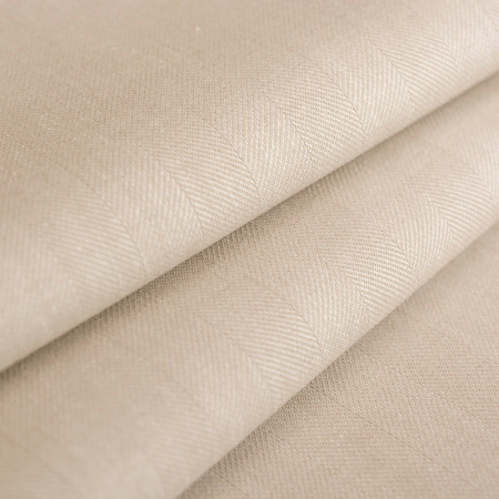 Tkanina bawełniana w jodełkę to idealny wybór dla osób, które cenią modę łączącą styl i wygodę.