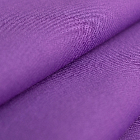 Wysokiej klasy tkanina ubraniowa Jaguar wykonana z najlepszej jakości włókien.