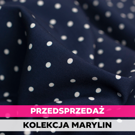 Tkanina z 100% wiskozy to lekki, miękki materiał, który pięknie układa się na sylwetce, tworząc naturalne fałdy i swobodny ruch.