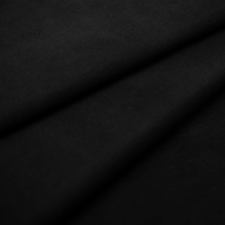 Dzianina Arizona to wysokiej jakości materiał o gęstym splocie, który zapewnia trwałość i estetyczny wygląd.