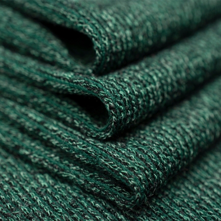Dzianina swetrowa ALPINE to materiał odpowiedni na każdą porę roku.